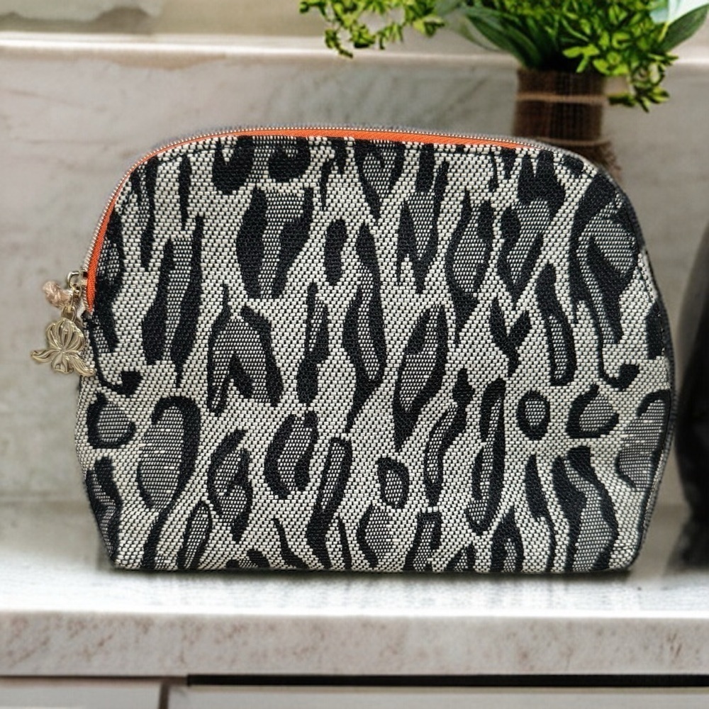 NEW Cle de Peau Brown‎ and Orange Leopard Print Small Cosmetic Bag